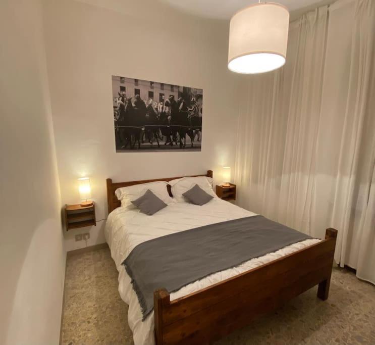 Al Vicolo Dell'Oro Apartment Siena Bagian luar foto